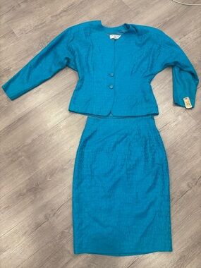 Michii Moon by Sanyo Teal Two-Piece Skirt Suit